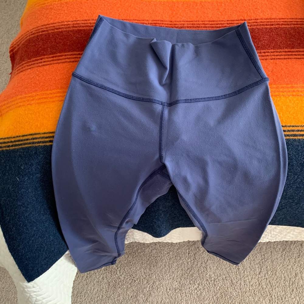 Lululemon Luon 25” Size 6